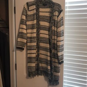 Beautiful duster cardigan! Black, cream NEW